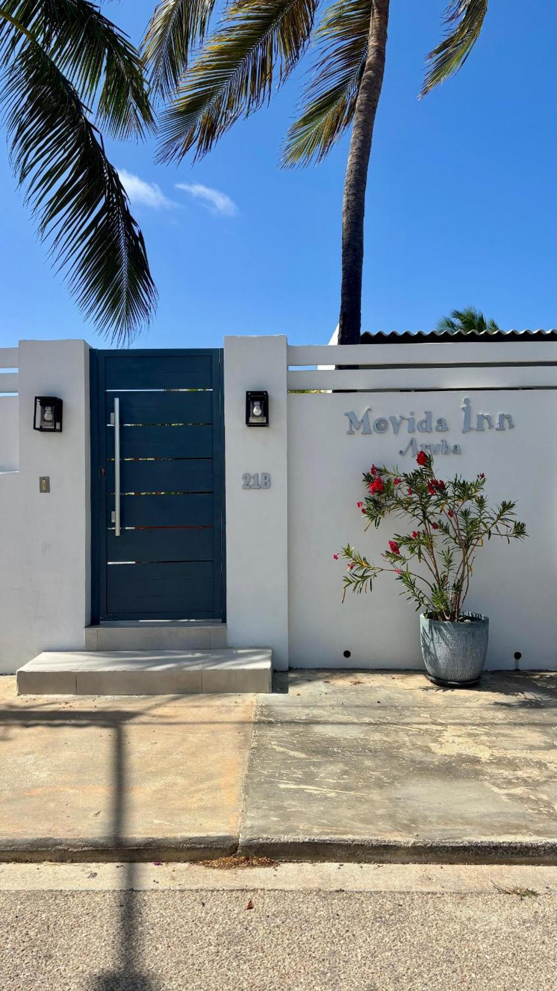 Movida Inn Aruba Palm Beach Exterior foto